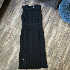 Calvin Klein Elegant Black Sleeveless Dress